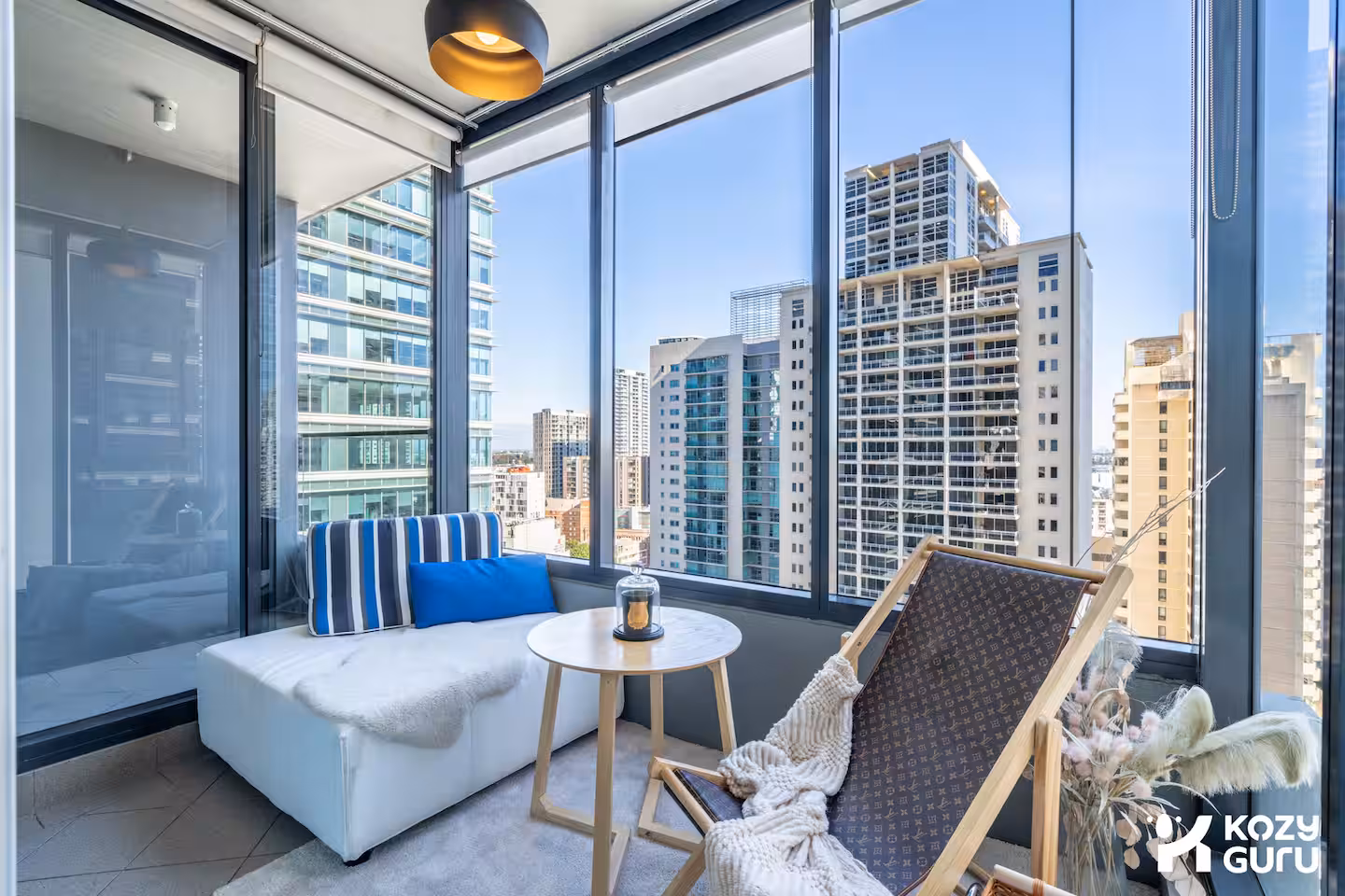 Stylish World Square Apt. w/ CBD Views